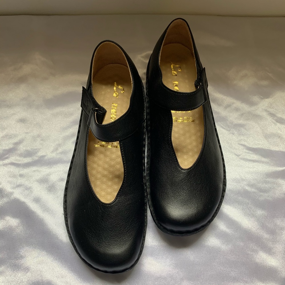 La new | Women’s Size 7 Comfy Mary Jane Shoes - Picture 3 of 8